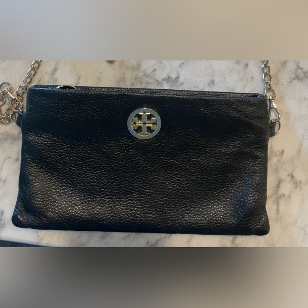 Tory Burch crossbody, excellent condition. Gently used.
